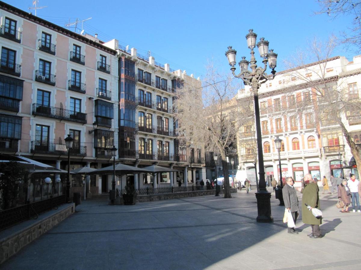 Apartamentos Suenos De 托萊多 外观 照片