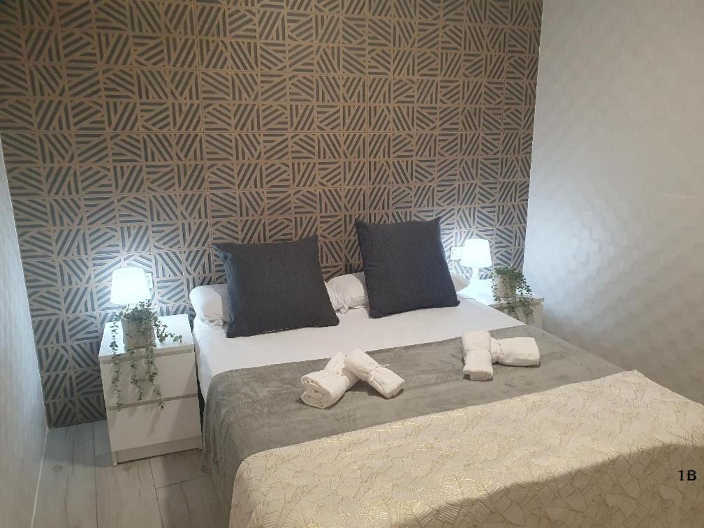 Apartamentos Suenos De 托萊多 外观 照片