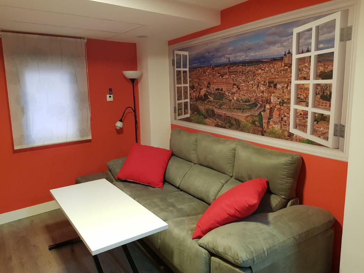 Apartamentos Suenos De 托萊多 外观 照片