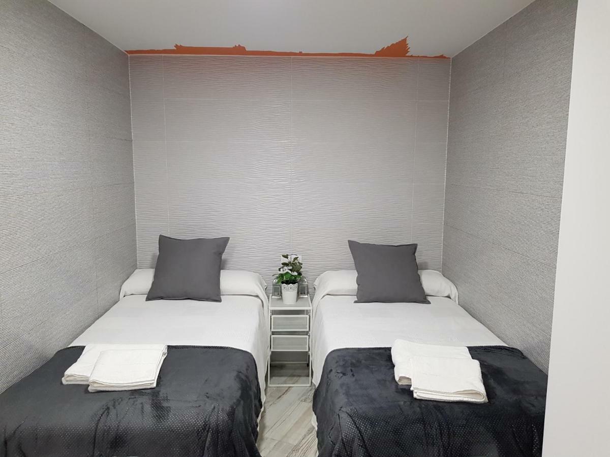 Apartamentos Suenos De 托萊多 外观 照片