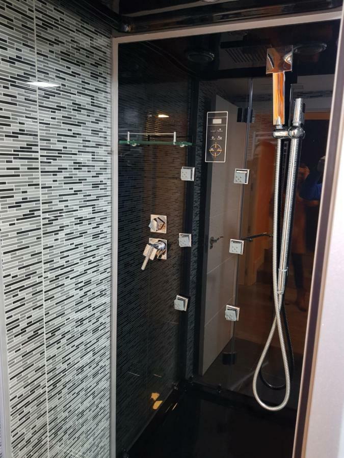 Apartamentos Suenos De 托萊多 外观 照片