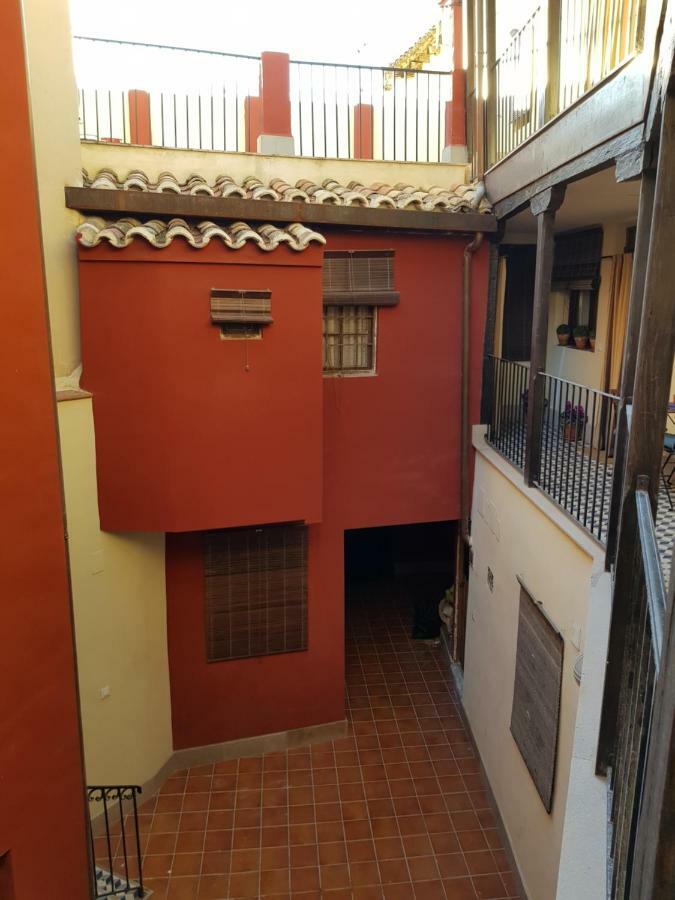 Apartamentos Suenos De 托萊多 外观 照片