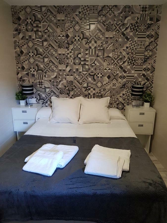 Apartamentos Suenos De 托萊多 外观 照片